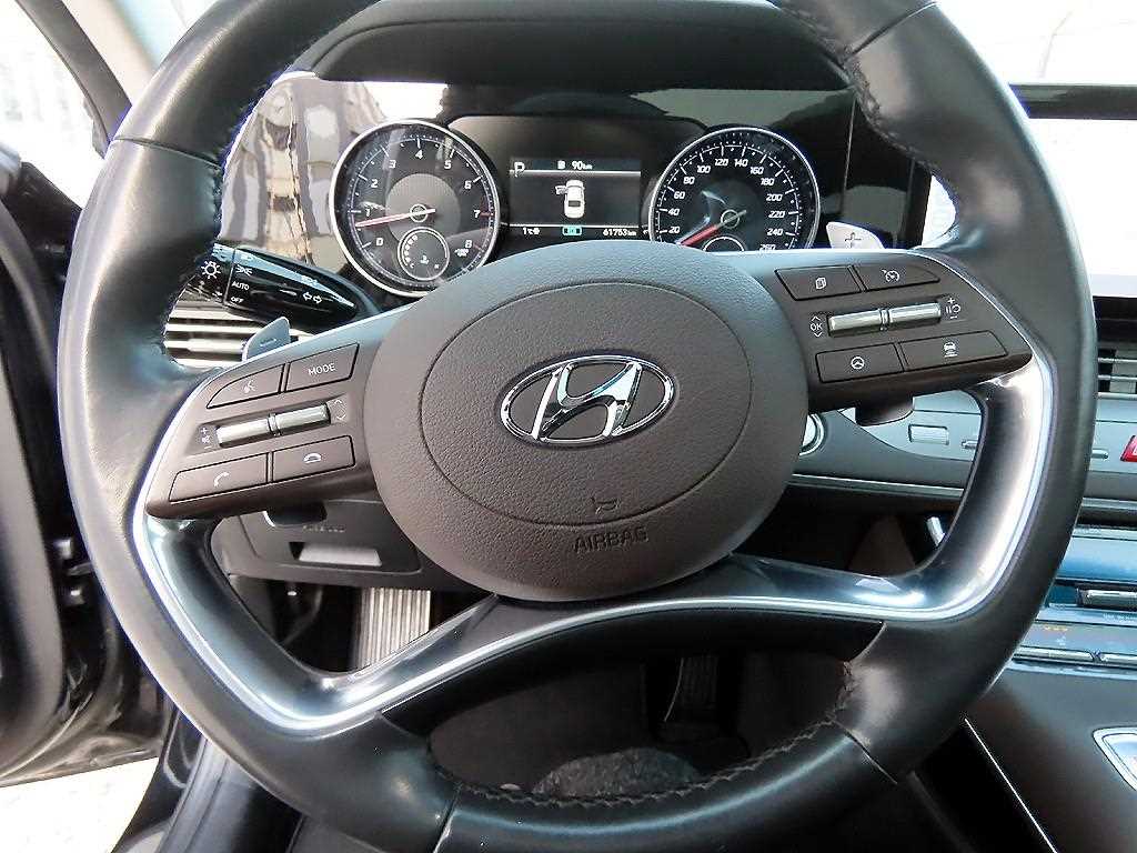 HYUNDAI Grandeur - Vista 8