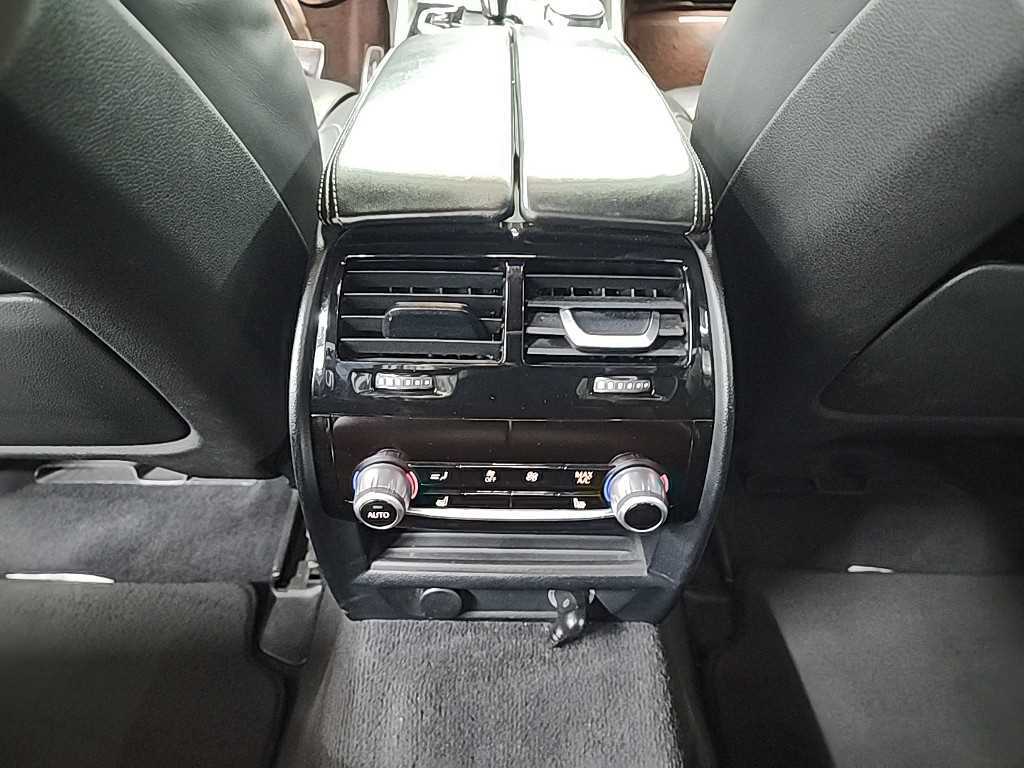 BMW 5 Series 2017 Negro - Importación desde Corea - HF Imports Iquique - Foto 13