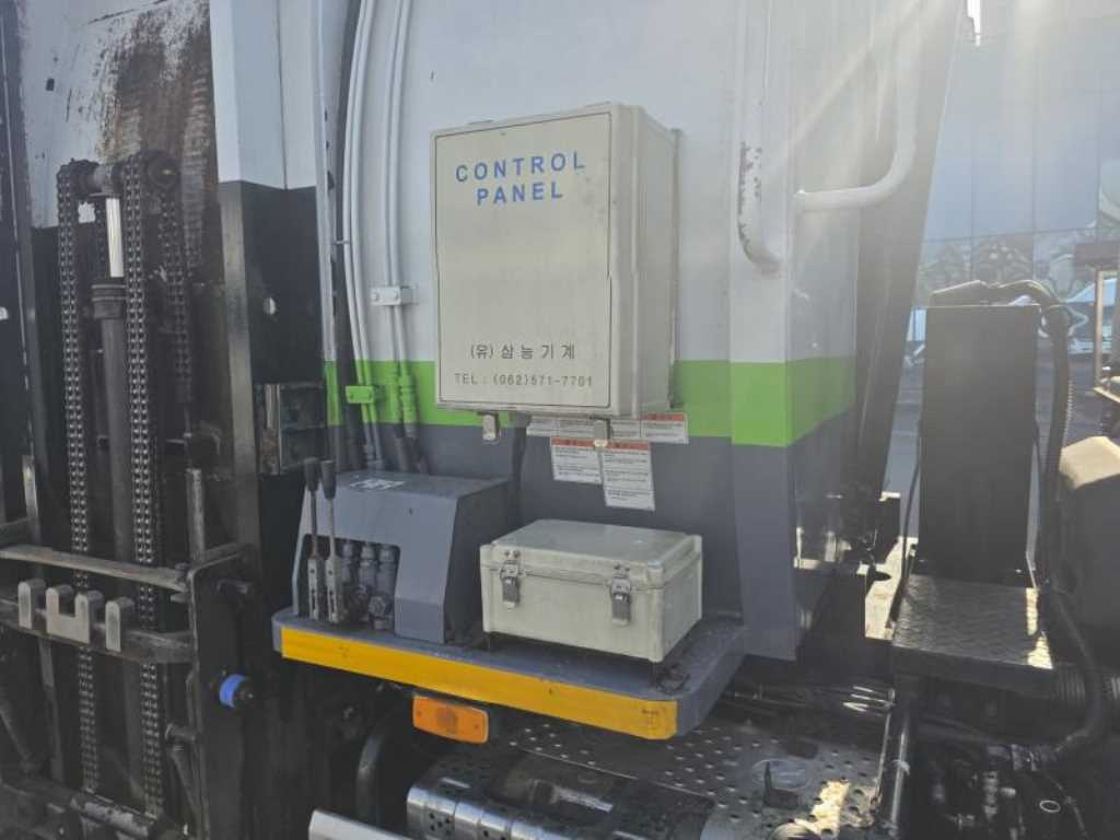 medium and large cargo Special - Vista 7