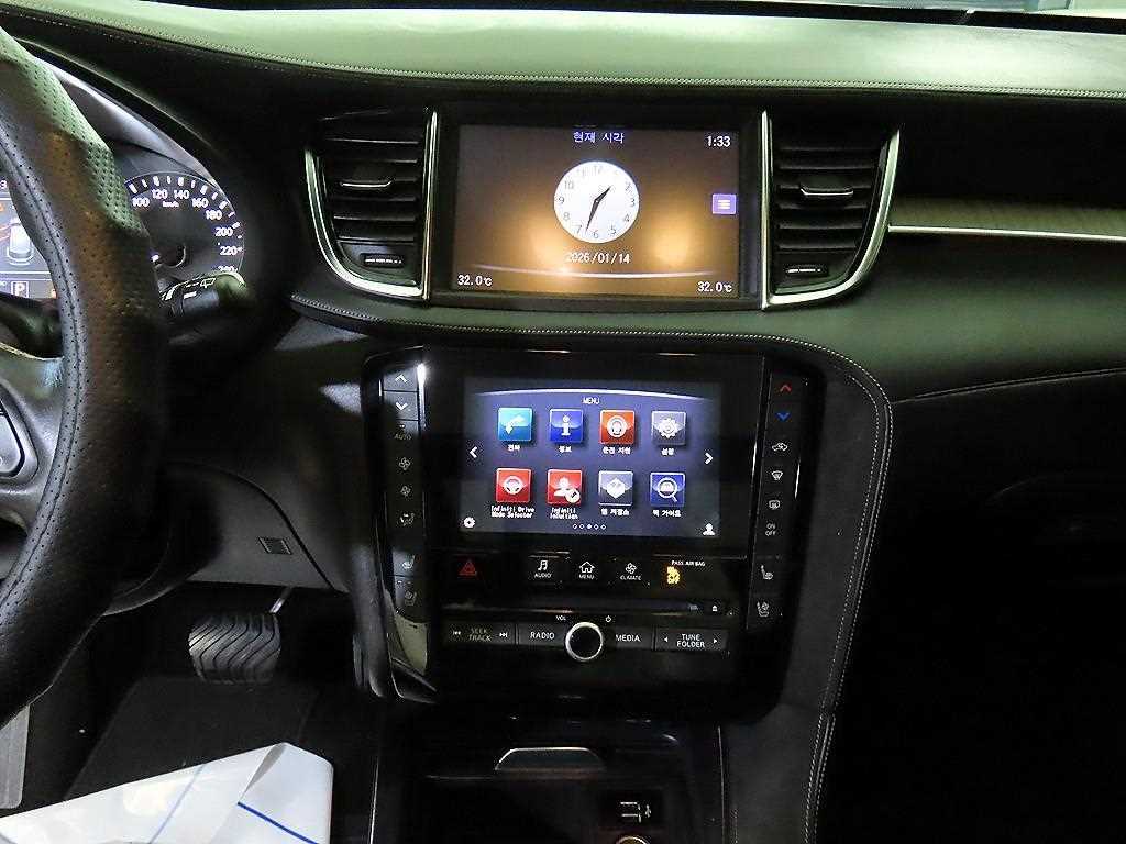 Infiniti QX - Vista 11