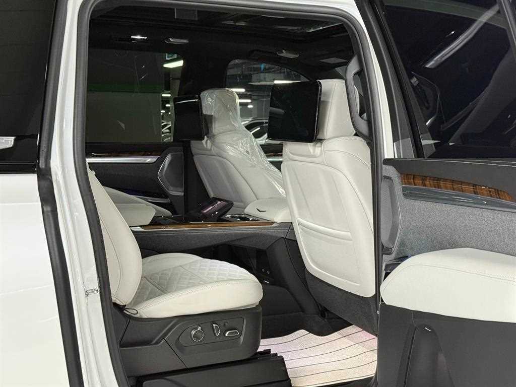 Cadillac Escalade 2025 Blanco - Importación desde Corea - HF Imports Iquique - Foto 15