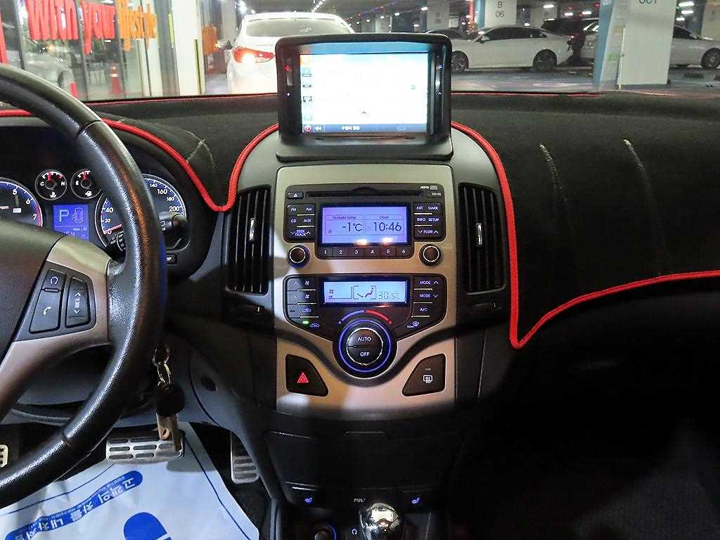 HYUNDAI i30 - Vista 11