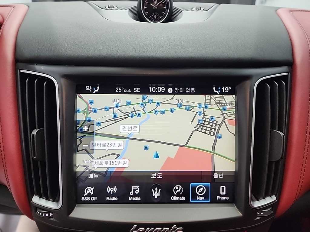 Maserati Levante 2019 Negro - Importación desde Corea - HF Imports Iquique - Foto 15