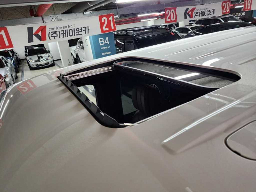 Mercedes Benz G Class (G Wagen) - Vista 8