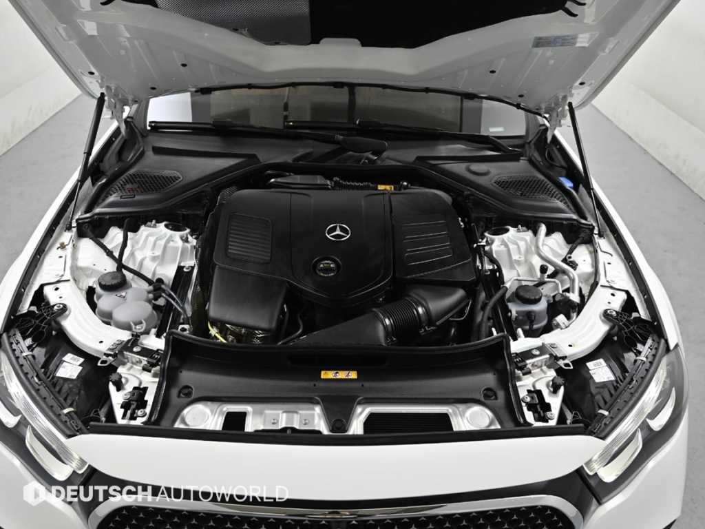 Mercedes Benz E class - Vista 6