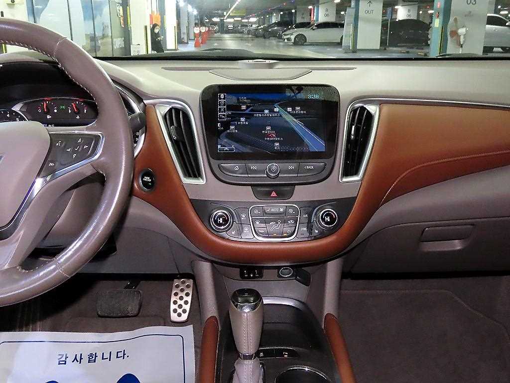 Chevrolet Malibu - Vista 11