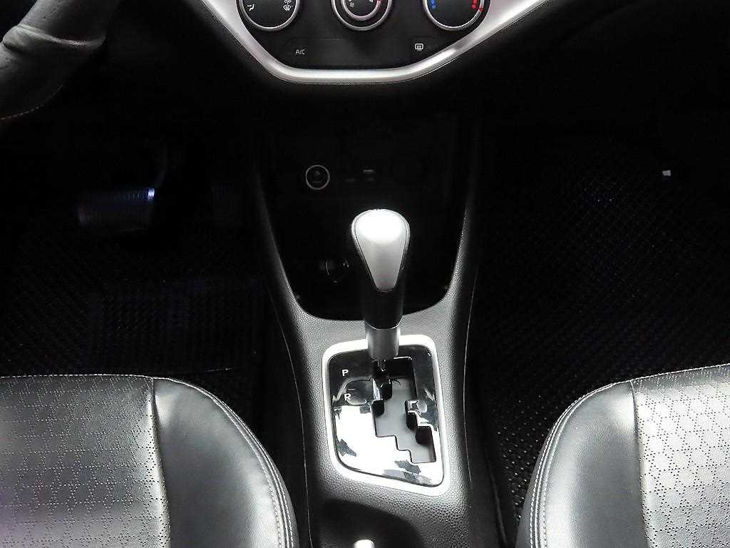 KIA Morning - Vista 10