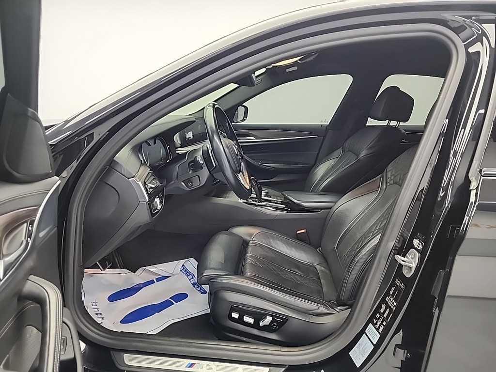 BMW 5 Series - Vista 11