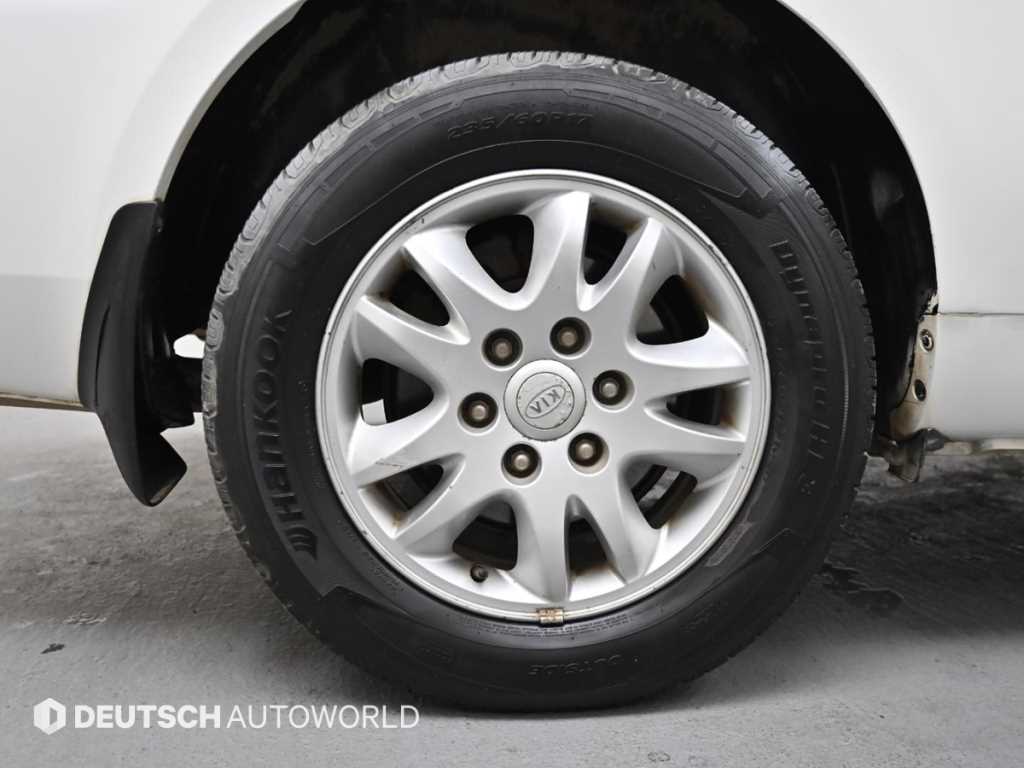 KIA Carnival - Vista 5