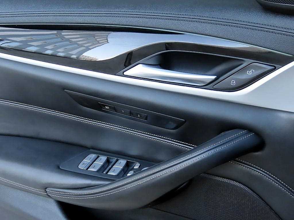 BMW 5 Series - Vista 12