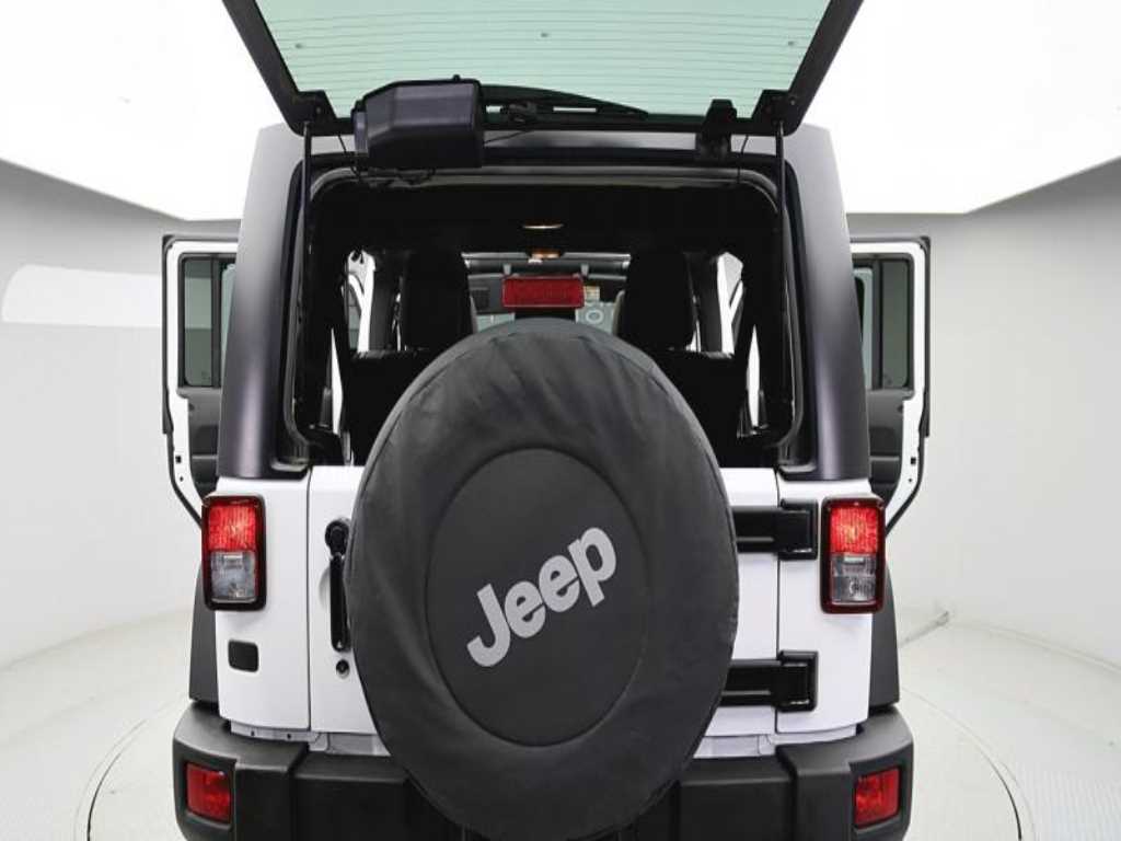 Jeep Wrangler - Vista 7