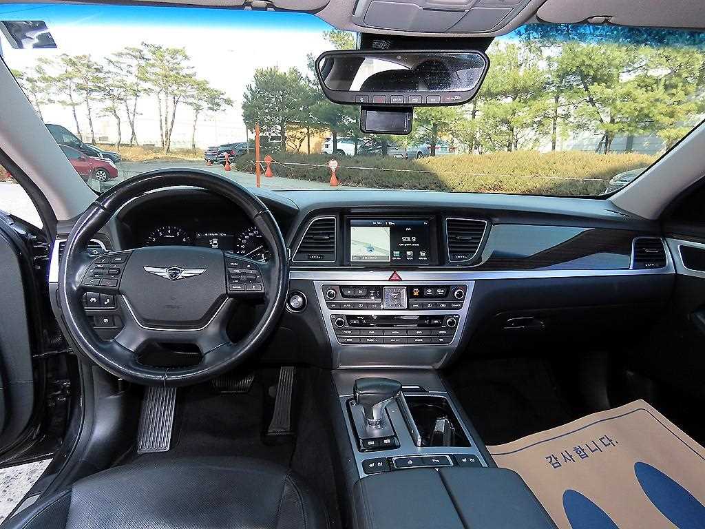 Genesis G80 - Vista 7