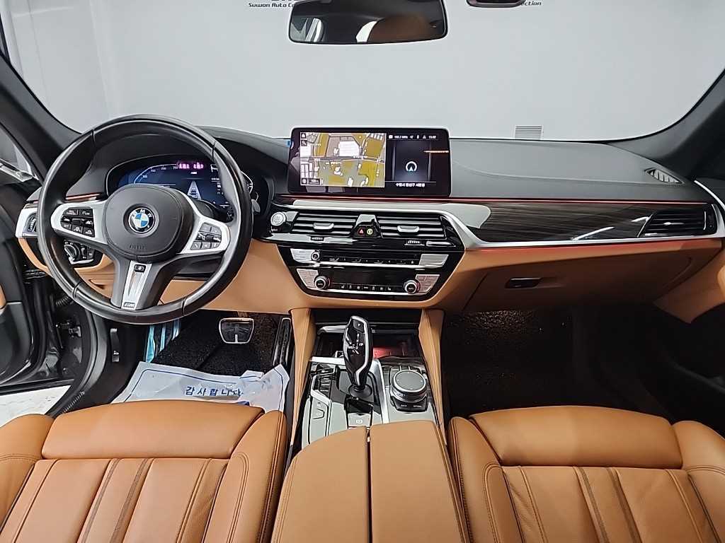 BMW 5 Series - Vista 8