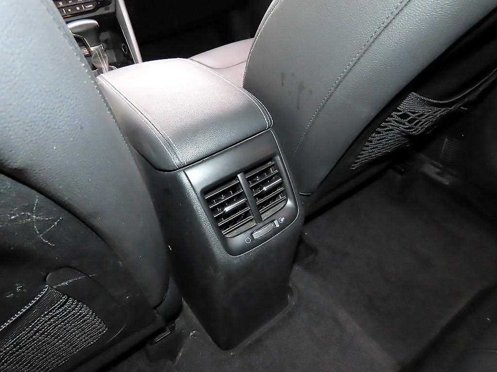 KIA Niro 2017 Azul - Importación desde Corea - HF Imports Iquique - Foto 17