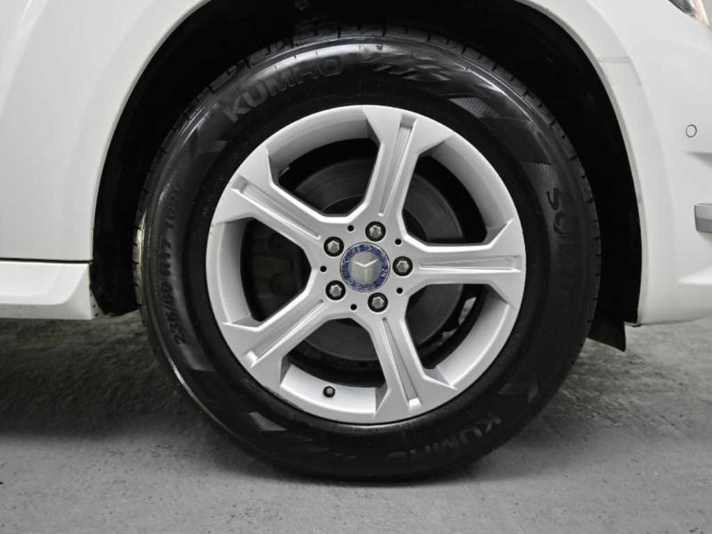 Mercedes Benz GLK Class - Vista 5