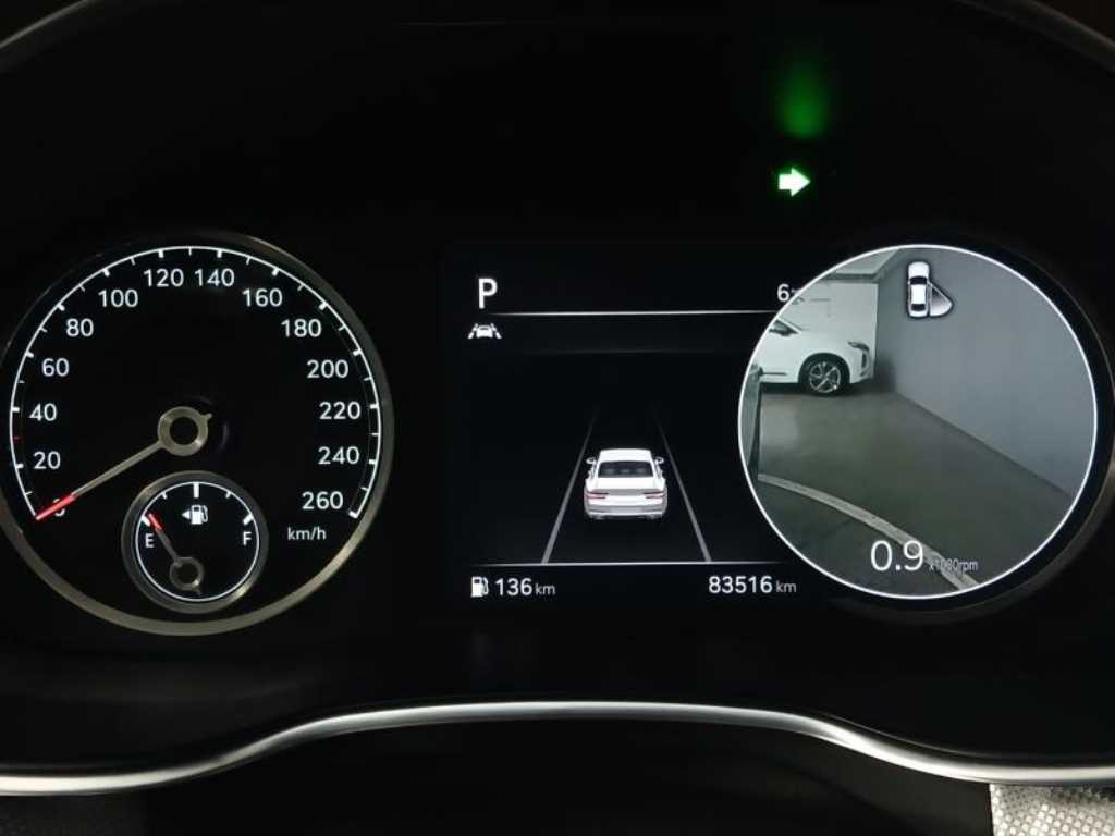 Genesis G80 - Vista 10