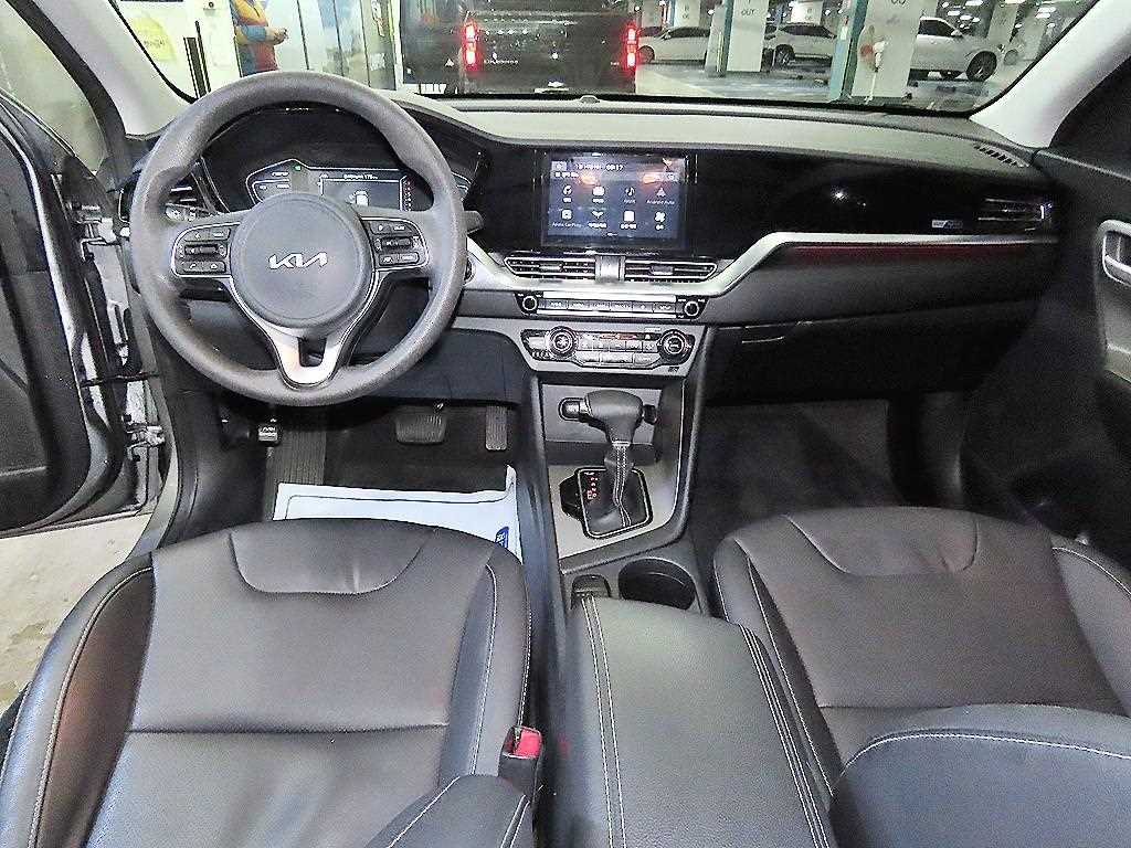 KIA Niro - Vista 10