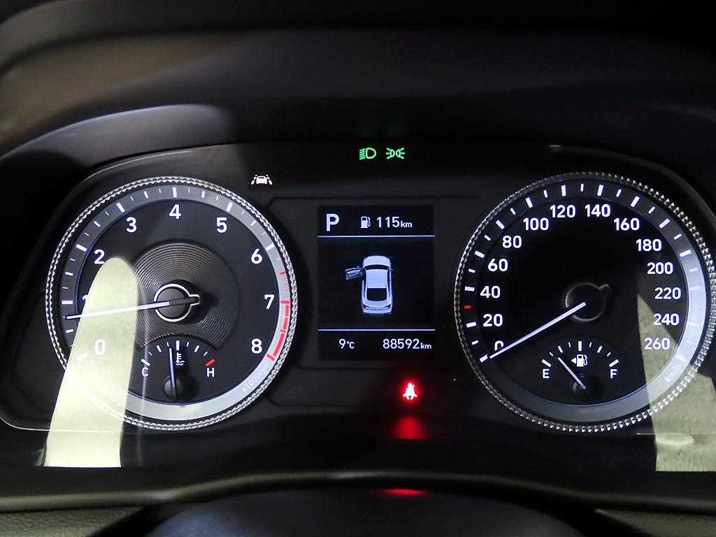 HYUNDAI Sonata - Vista 9