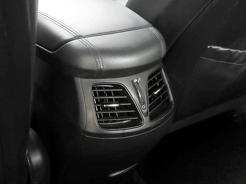 HYUNDAI Grandeur - Vista 11