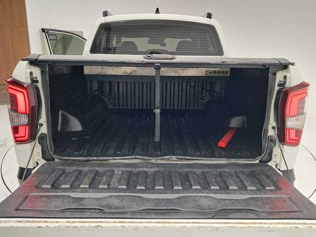 Ssangyong Rexton 2023 Blanco - Importación desde Corea - HF Imports Iquique - Foto 17