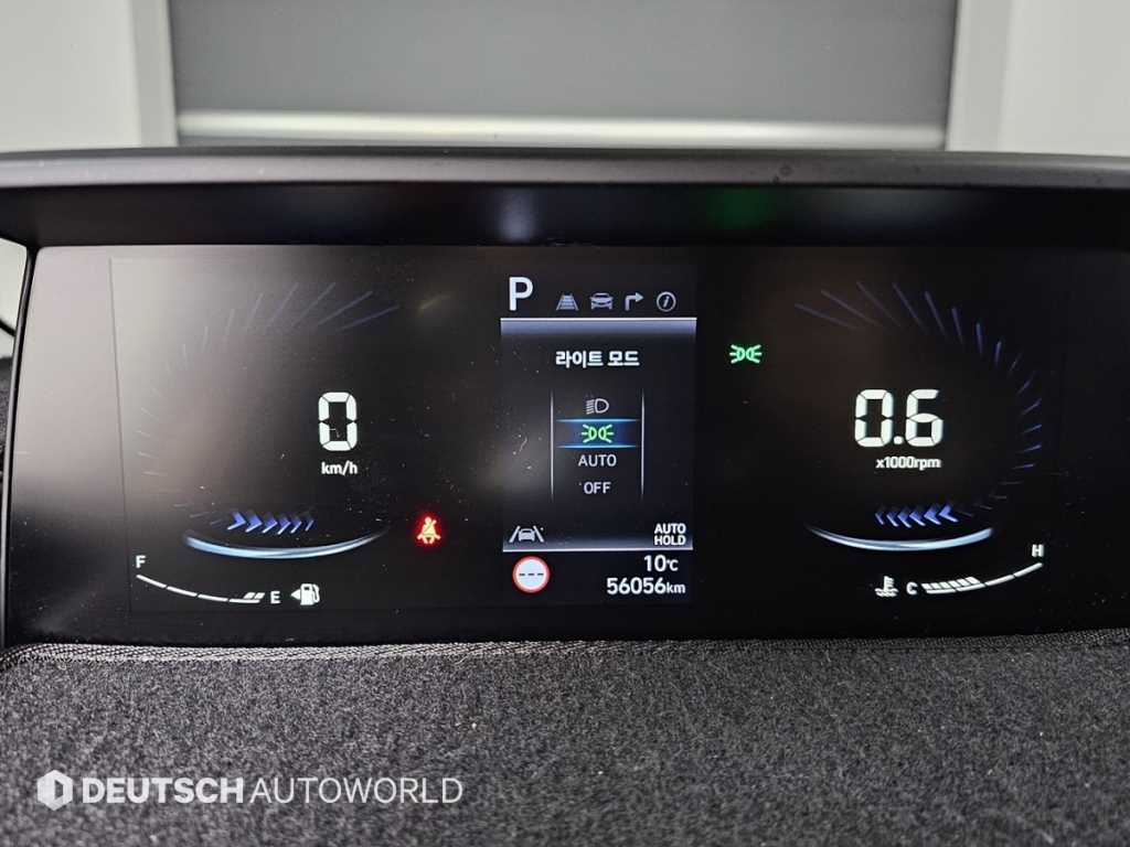 HYUNDAI Staria - Vista 8