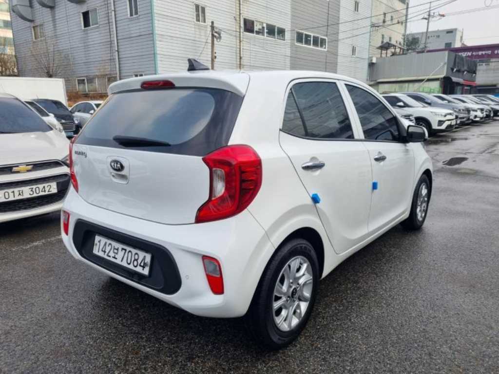 KIA Morning - Vista 4