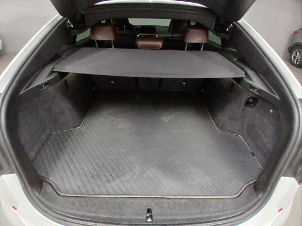 BMW Gran Turismo 2020 Blanco - Importación desde Corea - HF Imports Iquique - Foto 17