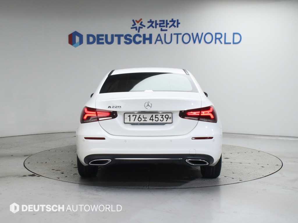 Mercedes Benz A Class - Vista 4