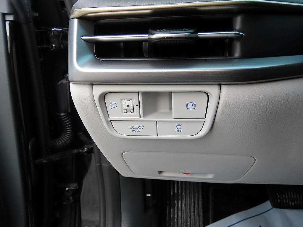 HYUNDAI Grandeur - Vista 11