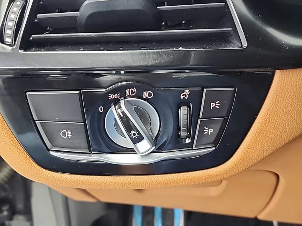 BMW 5 Series 2021 Gris - Importación desde Corea - HF Imports Iquique - Foto 18