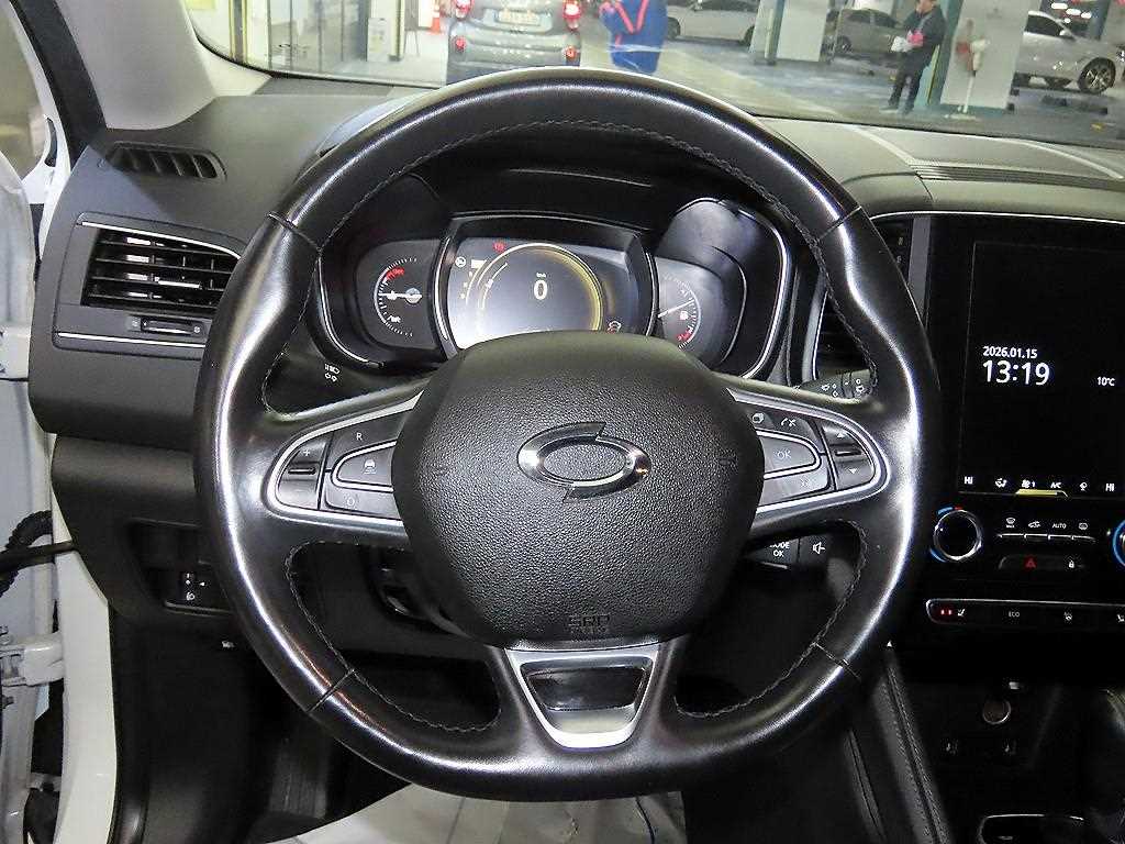 SAMSUNG QM6 - Vista 8