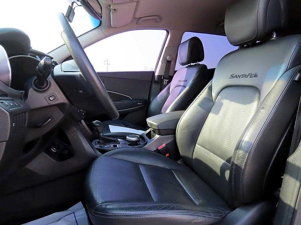 HYUNDAI Santa Fe - Vista 5