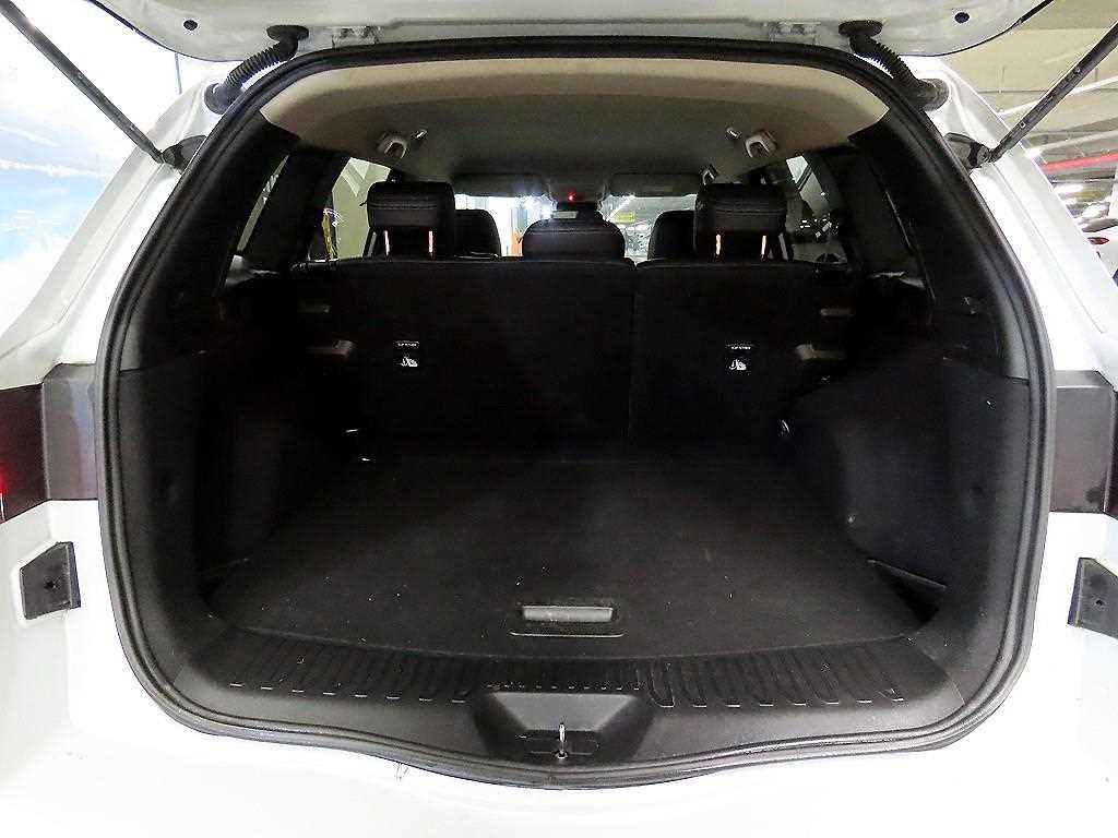 SAMSUNG QM6 2023 Blanco - Importación desde Corea - HF Imports Iquique - Foto 17