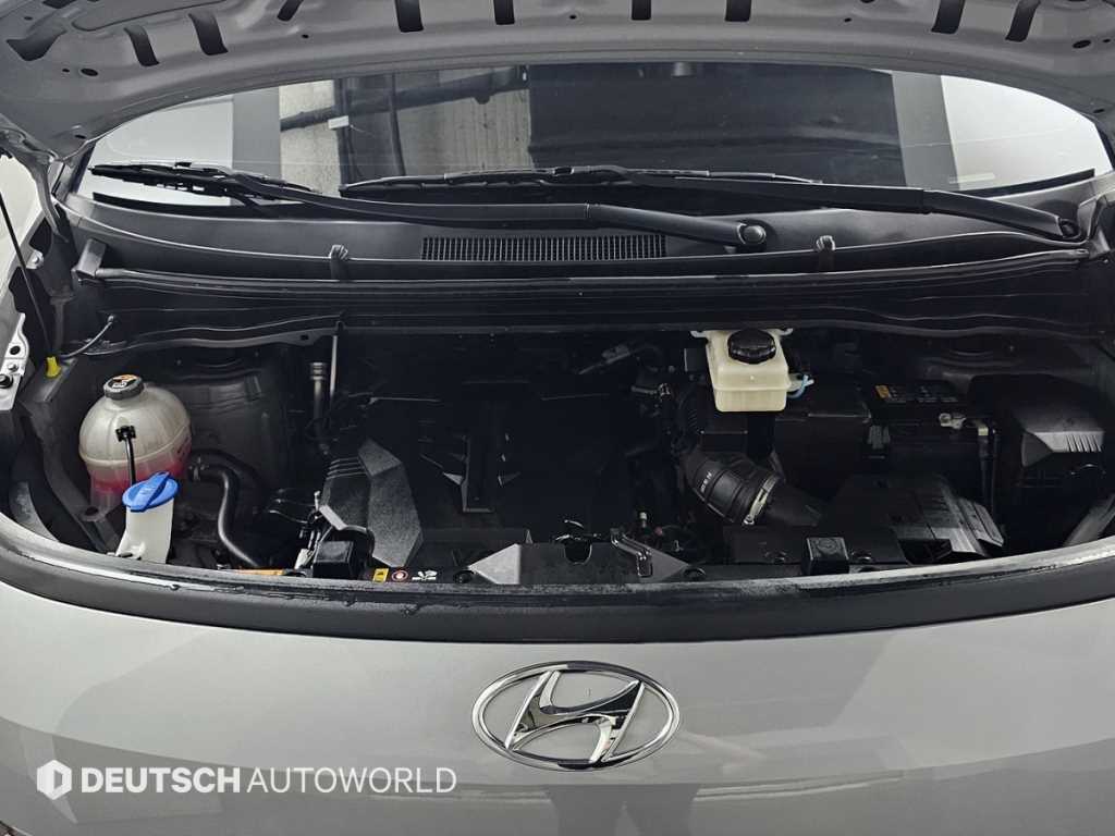 HYUNDAI Staria - Vista 6