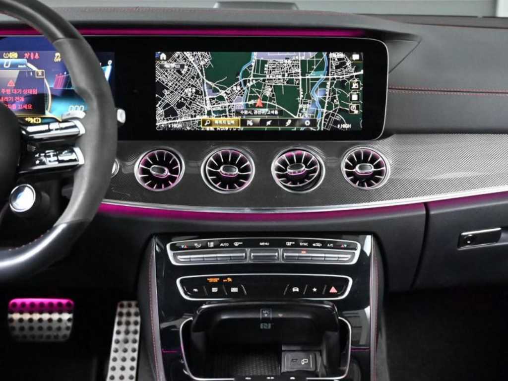 Mercedes Benz E class - Vista 9