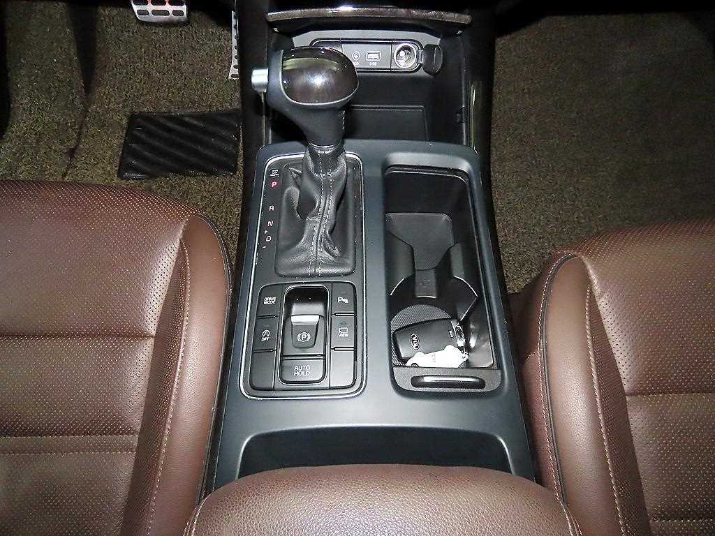 KIA Sorento - Vista 12