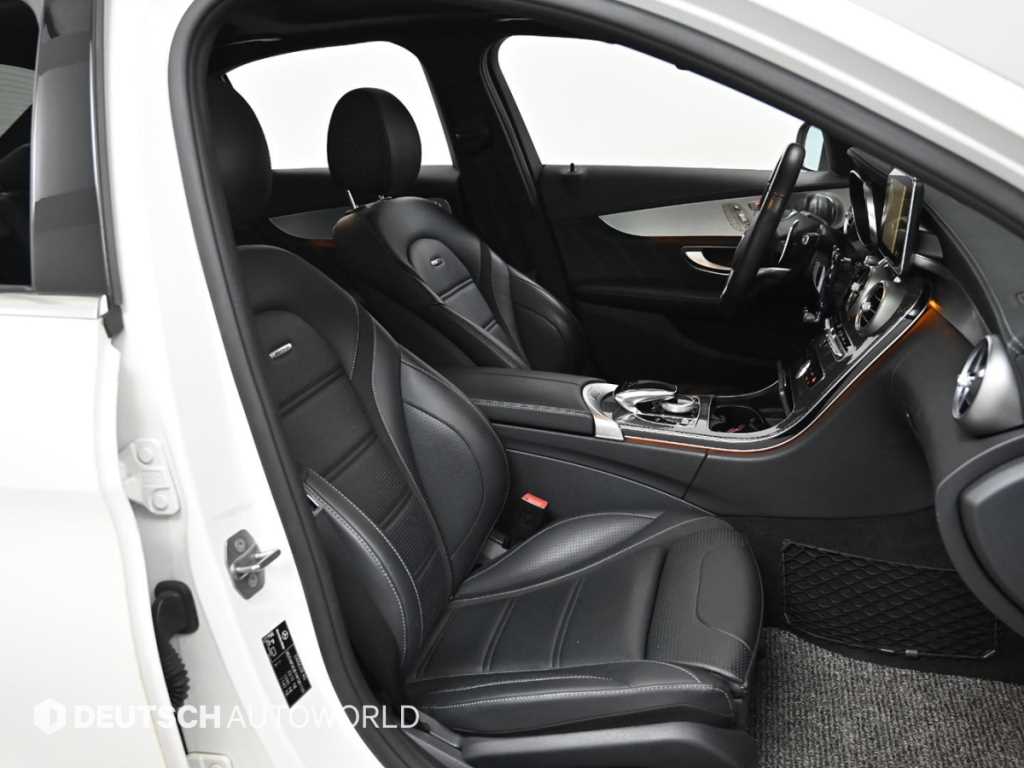 Mercedes Benz C Class - Vista 10