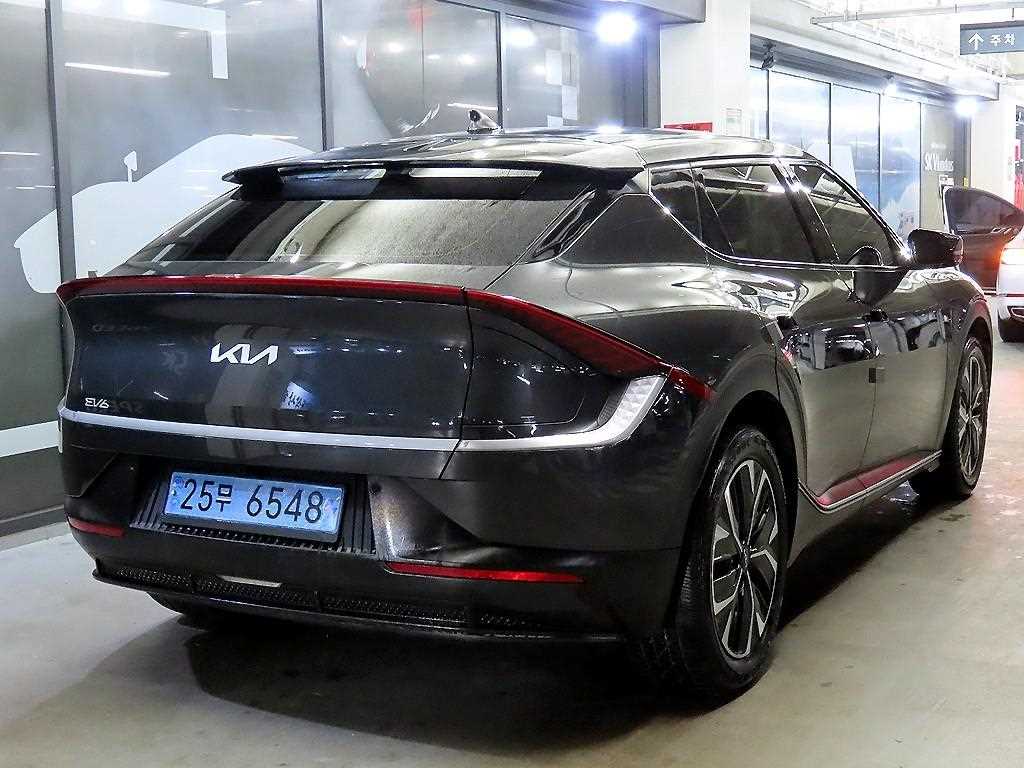 KIA EV6 - Vista 4