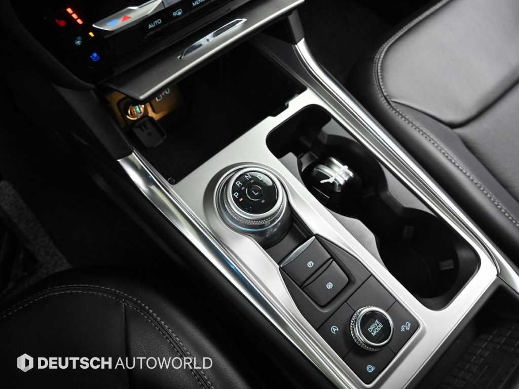 Ford Explorer - Vista 9