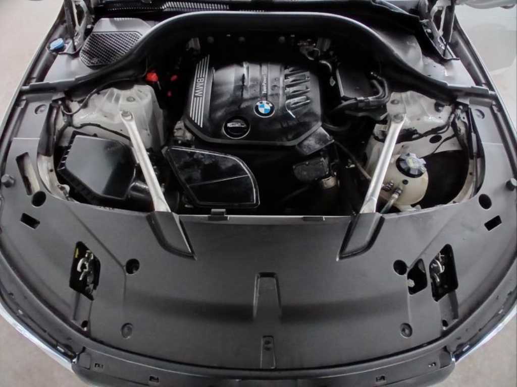 BMW Gran Turismo 2020 Blanco - Importación desde Corea - HF Imports Iquique - Foto 19