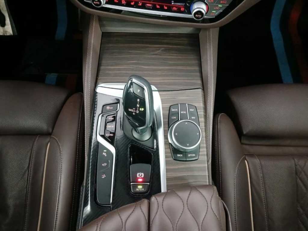 BMW Gran Turismo 2020 Blanco - Importación desde Corea - HF Imports Iquique - Foto 16