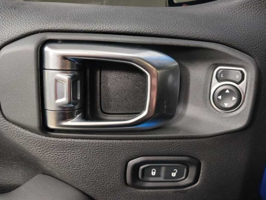 Jeep Wrangler - Vista 9