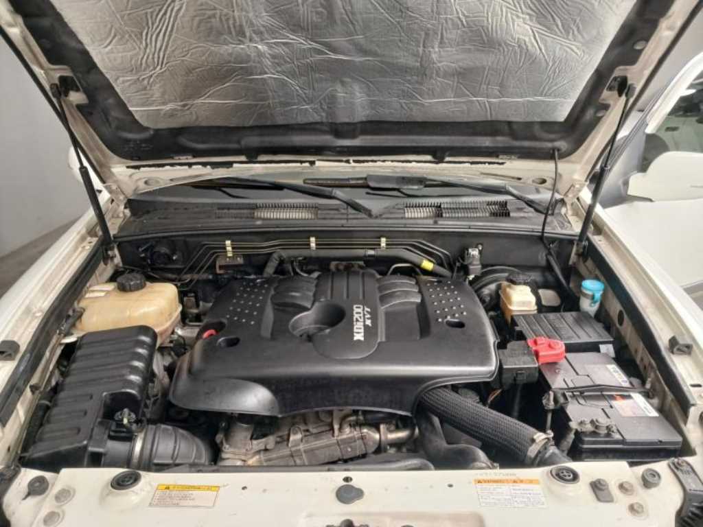 Ssangyong Rexton 2011 Blanco - Importación desde Corea - HF Imports Iquique - Foto 19