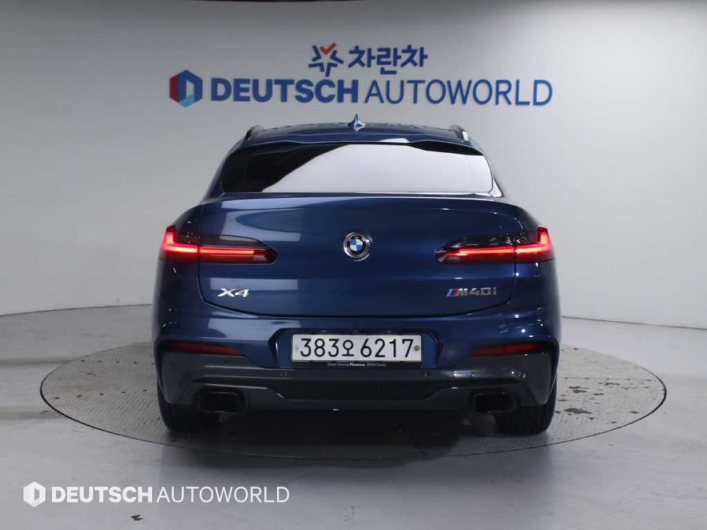 BMW X4 - Vista 4