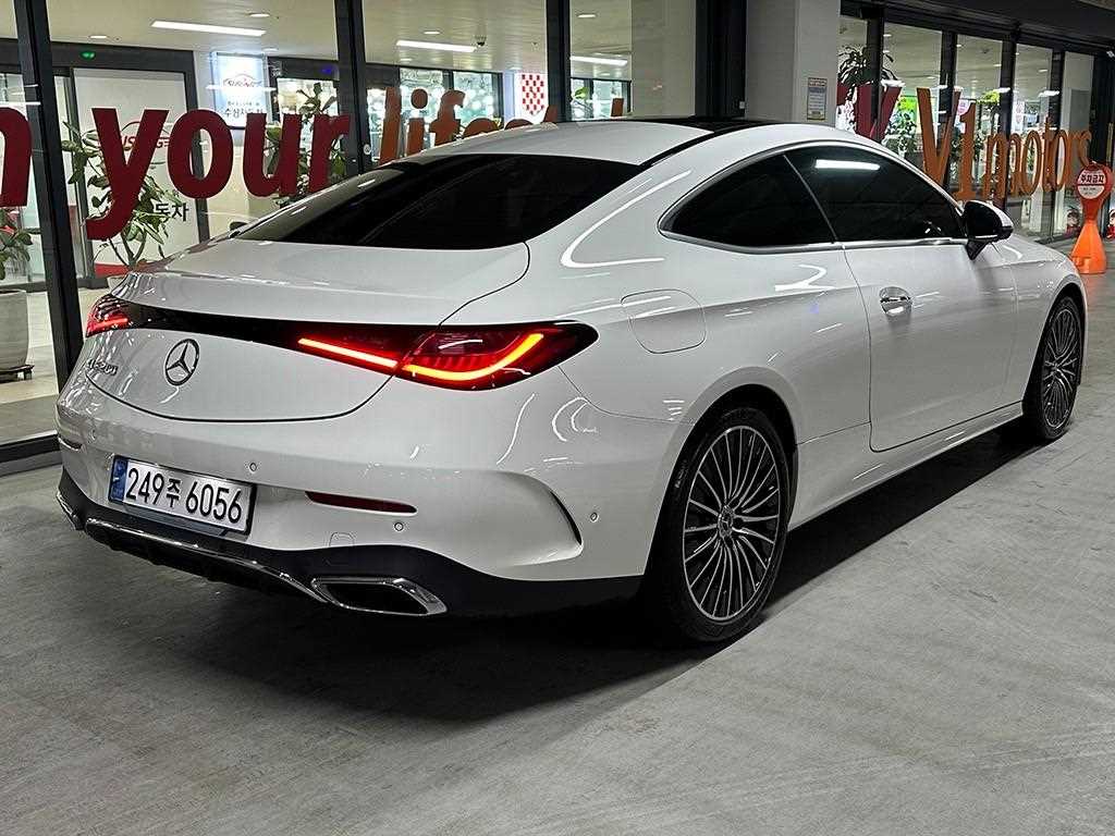 Mercedes Benz CLE Class - Vista 5