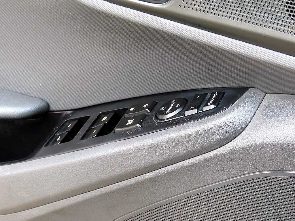 HYUNDAI Ioniq - Vista 11