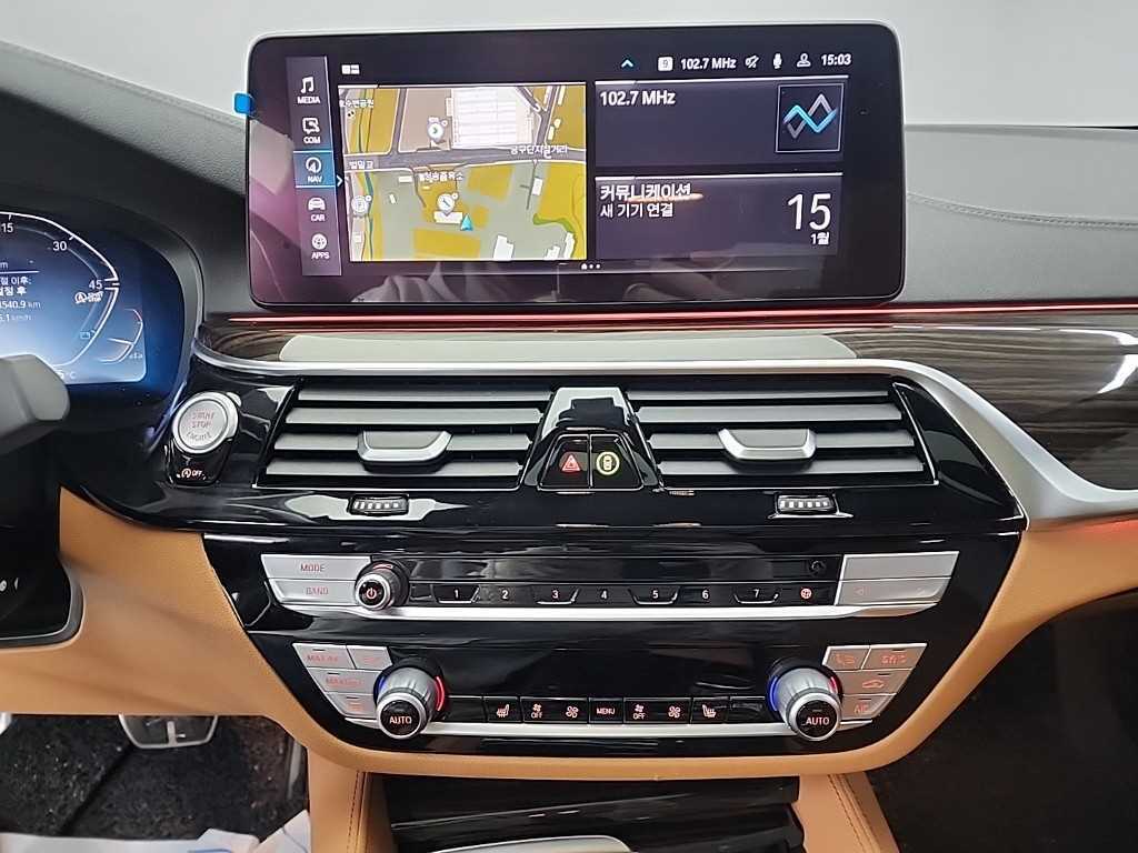 BMW 5 Series - Vista 11