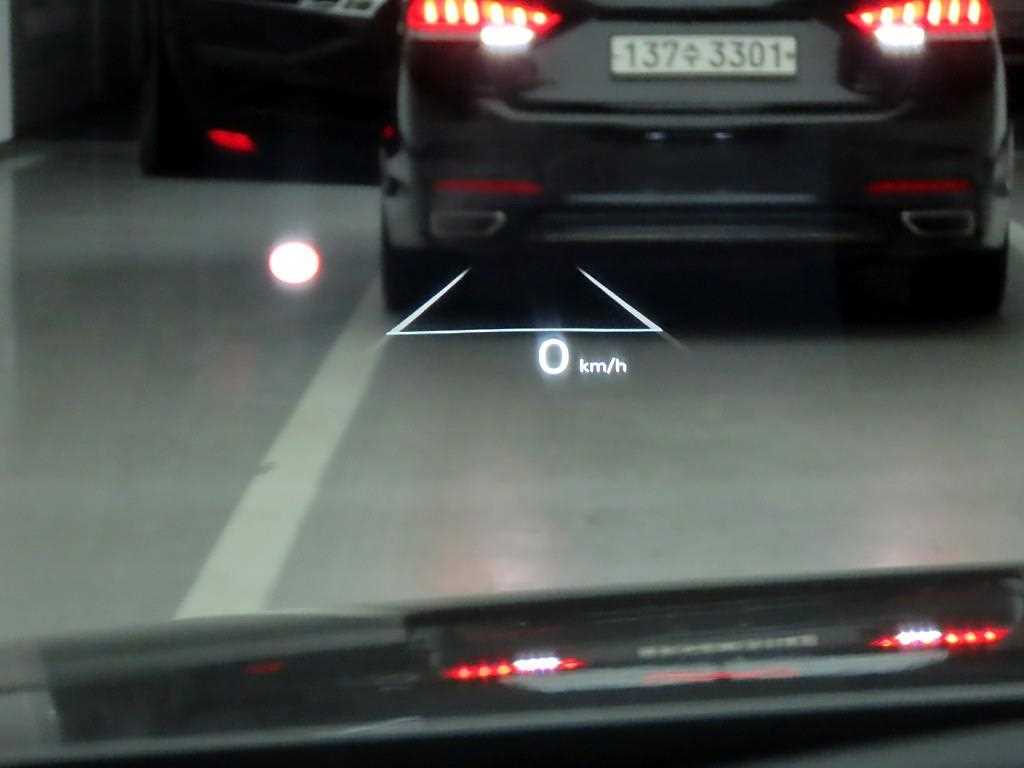 HYUNDAI Sonata - Vista 12