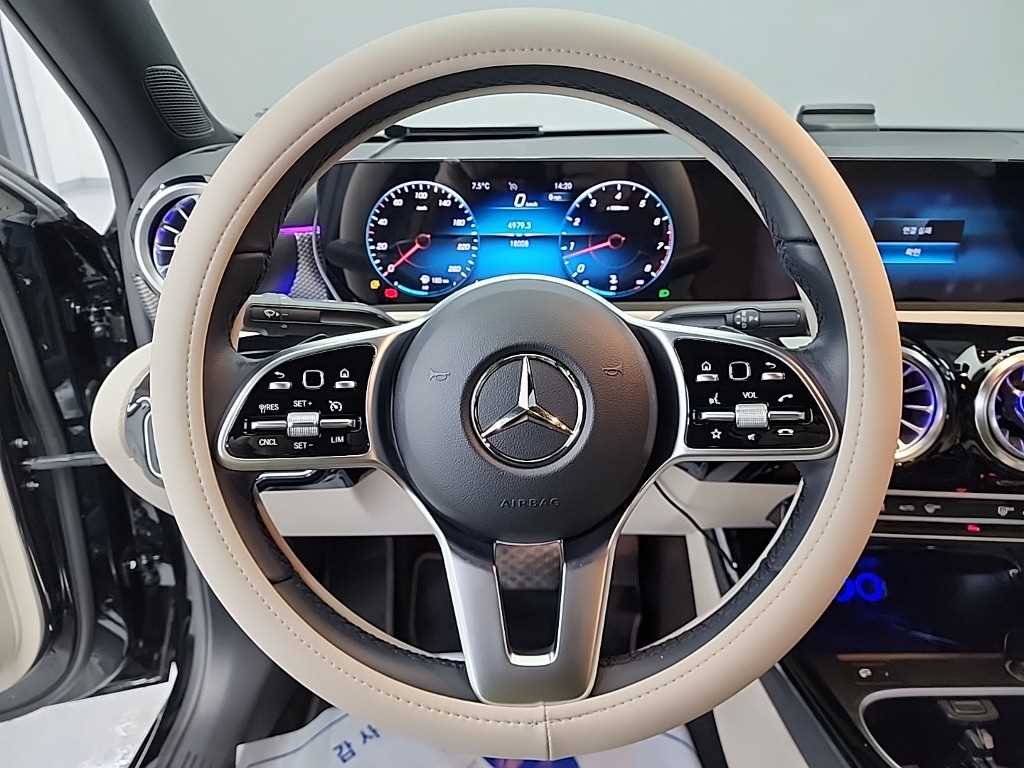 Mercedes Benz A Class - Vista 9