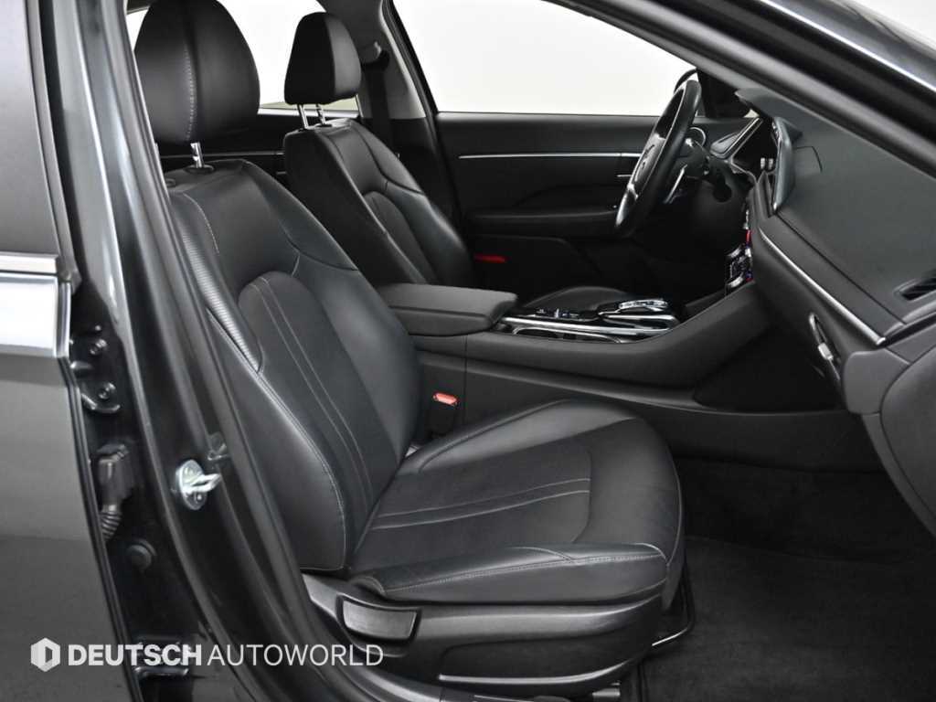 HYUNDAI Sonata - Vista 10